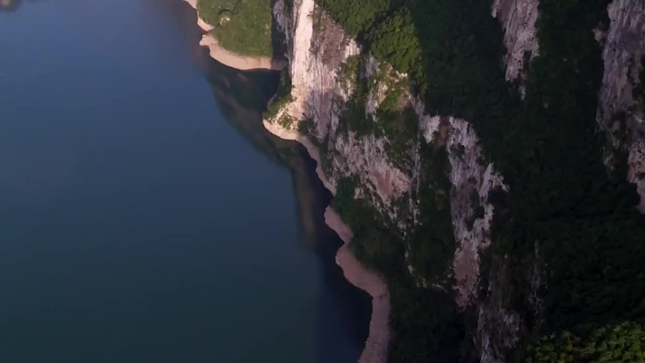 17、天然的岩溶博物馆 Amazing China-Natural Karst Museum