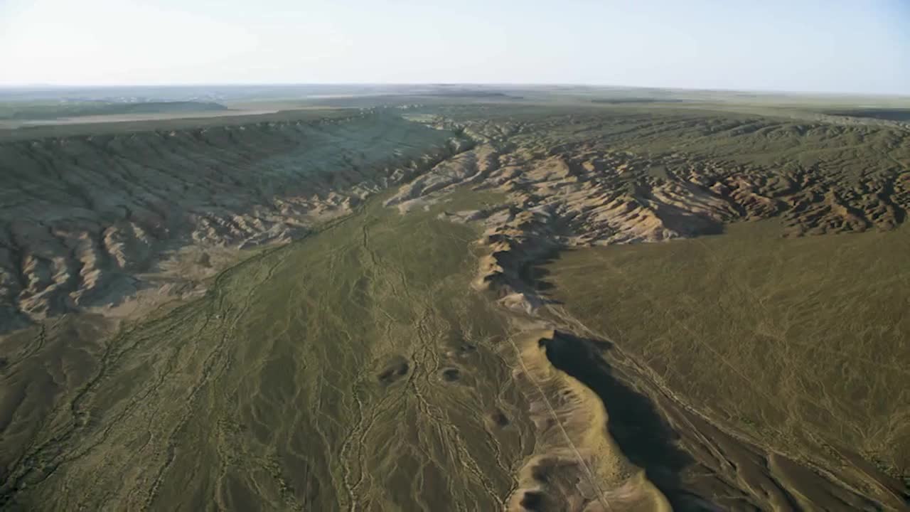 28、远离海洋的杏花长廊