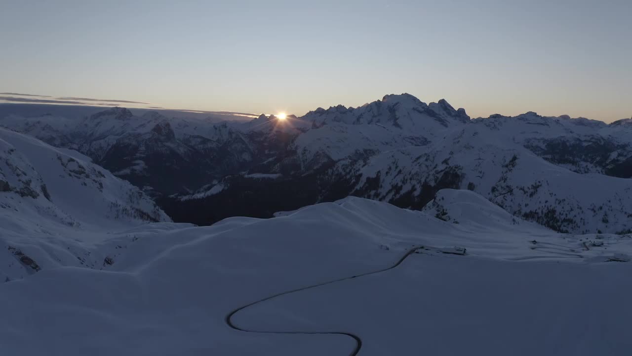 HONOR Magic4 5G 系列广告