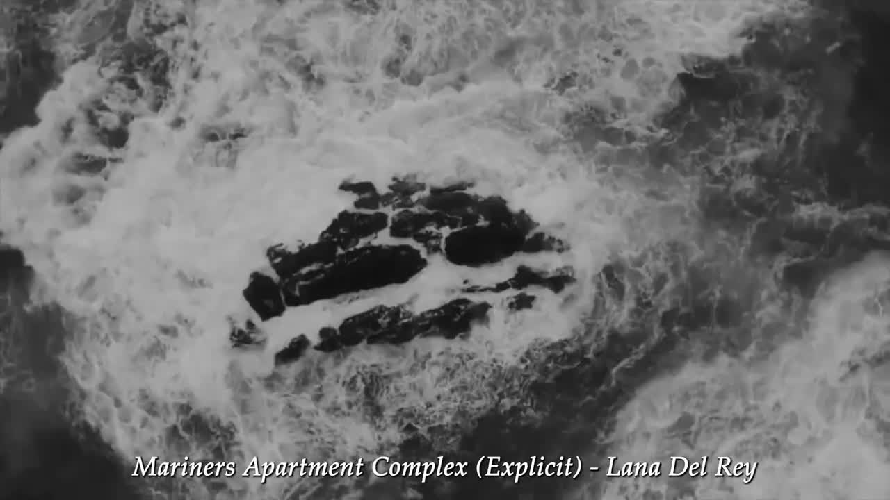 Mariners Apartment Complex