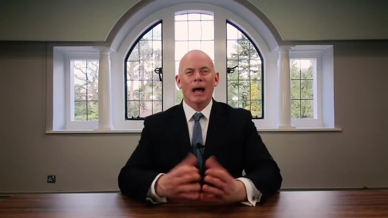 65-HOW TO SPEAK ENGLISH FLUENTLY in a Job Interview! (7 Essential Interview Tips