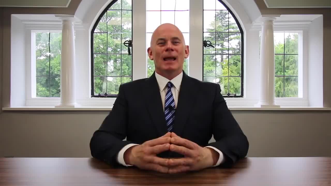 如何在面试中自我介绍!(最好的答案——1-How To Introduce Yourself In An Interview