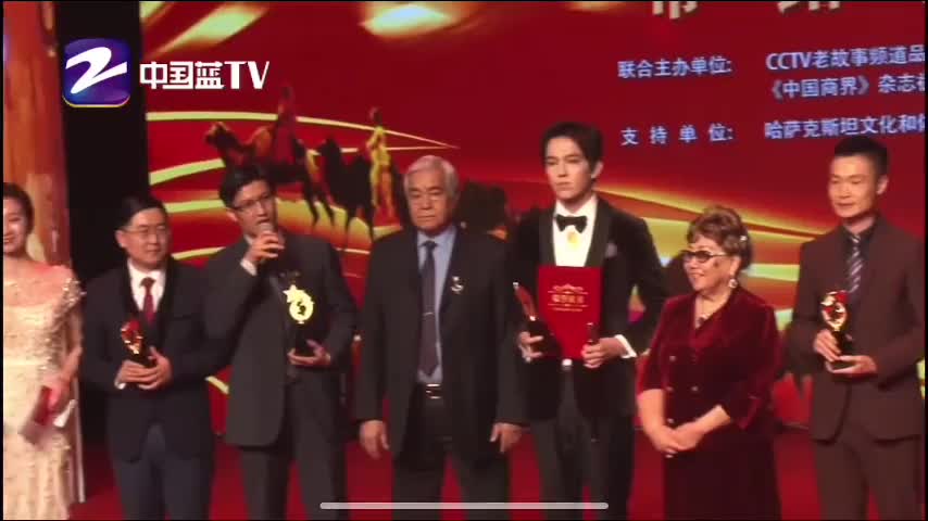 迪玛希新闻记者会