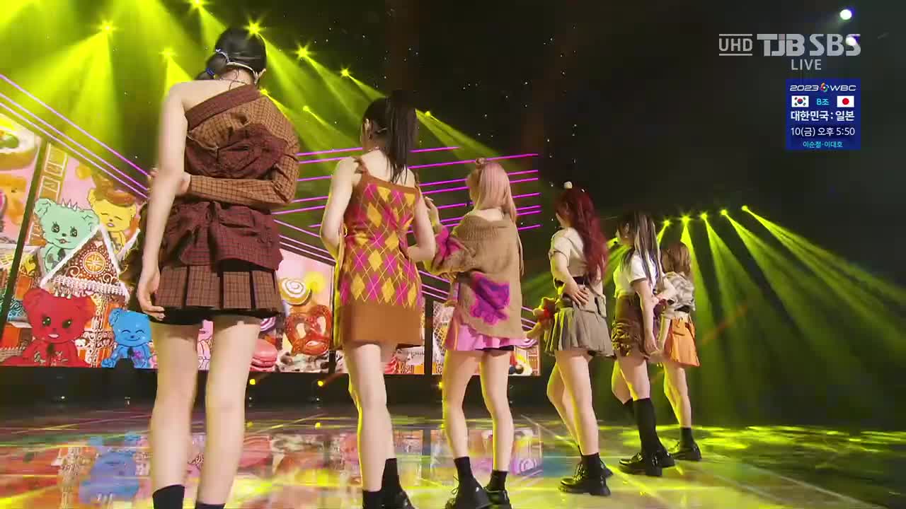 230305 SBS UHD Inkigayo STAYC - Teddy Bear