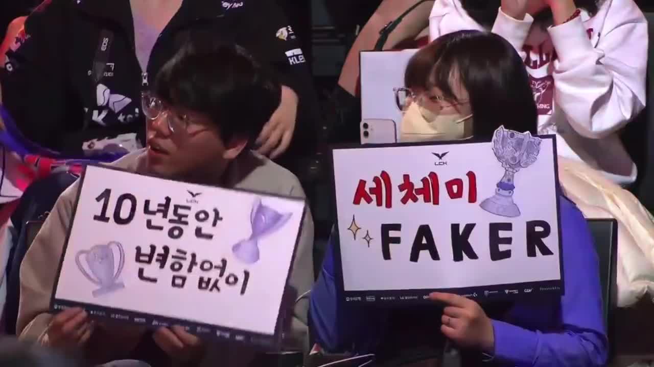 队员退场整活！