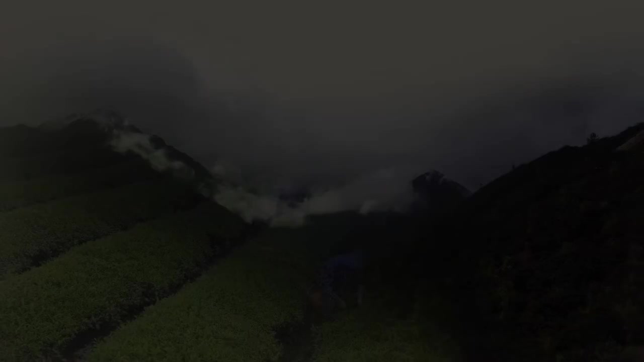 万象中国——超越万象，探寻中国 第15集：红妆悦己——今天的时尚女孩们，为何再度画上中国传统妆容？ 1080P(高清SDR)(8740640)