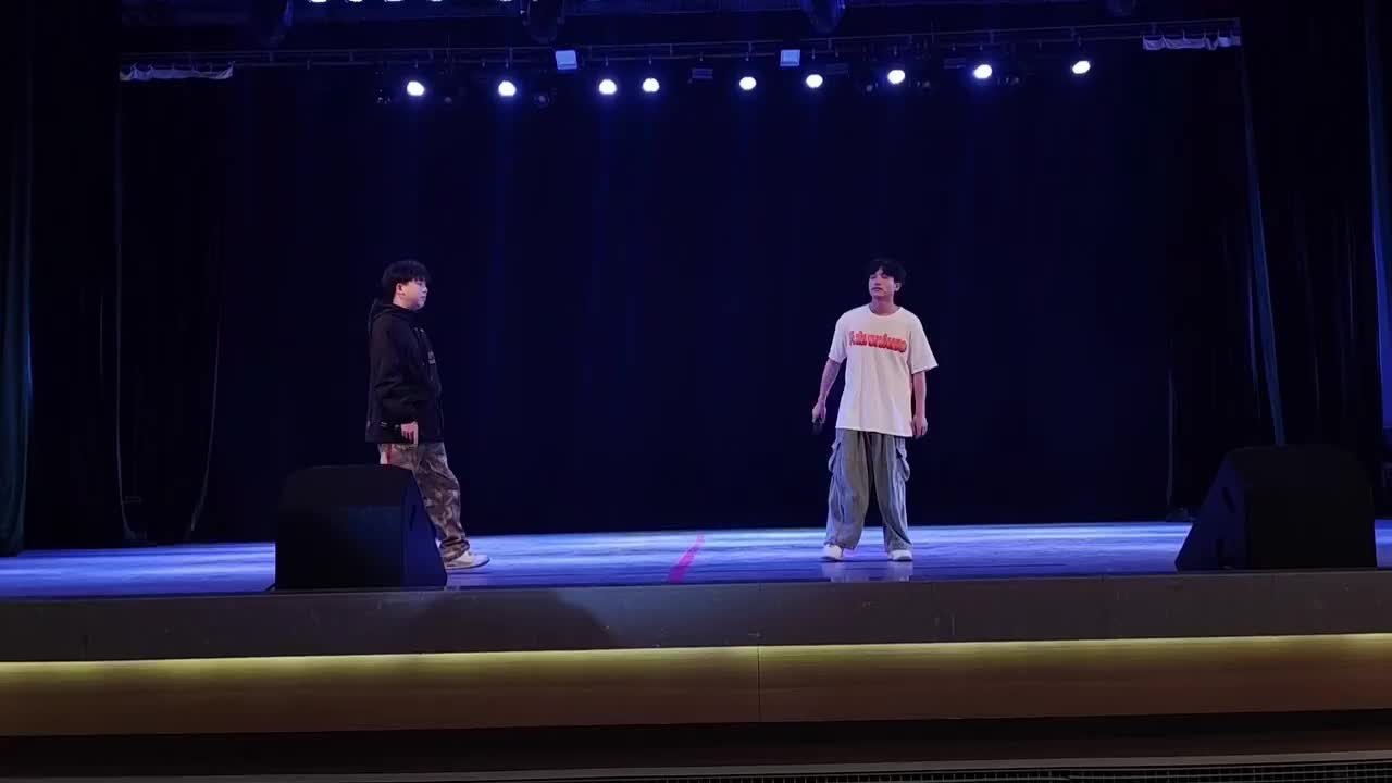 9、无人区玫瑰（校素拓文艺部）