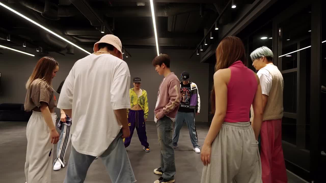 《Betcha》舞蹈练习室