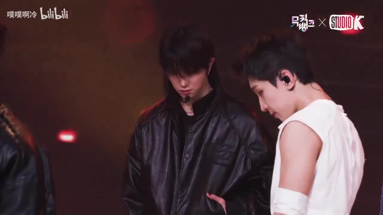 徐明浩横屏直拍