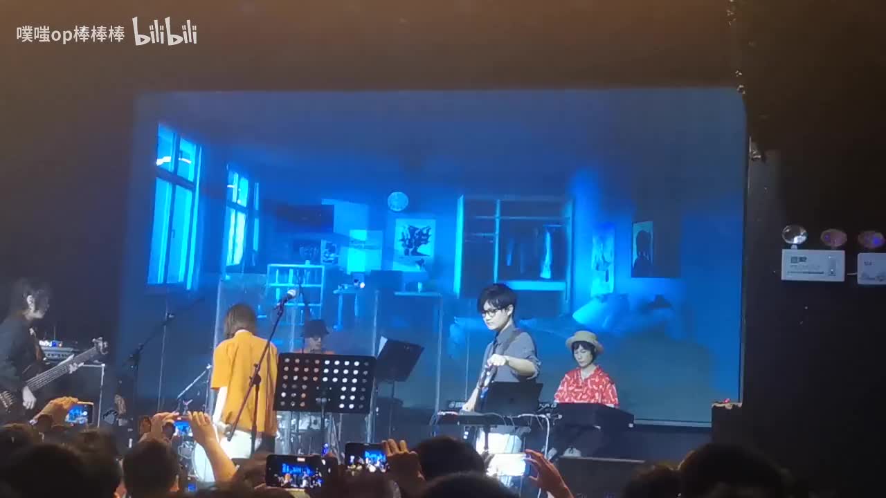 入秋的第一场雨真让人矫情