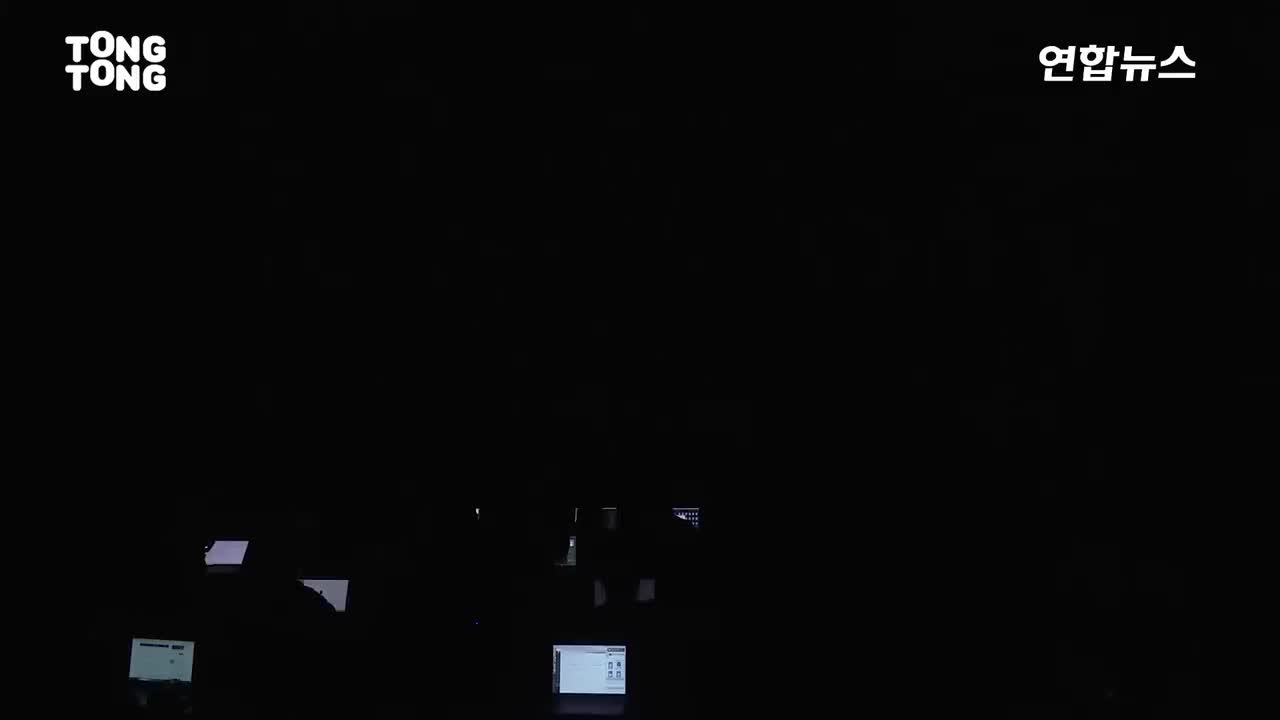 tripleS LOVElution - Girls Capitalism Showcase Stage