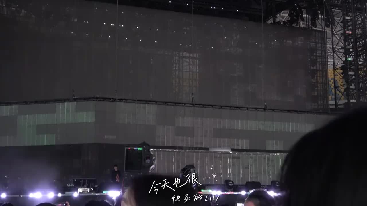 12.王俊凯solo-回望