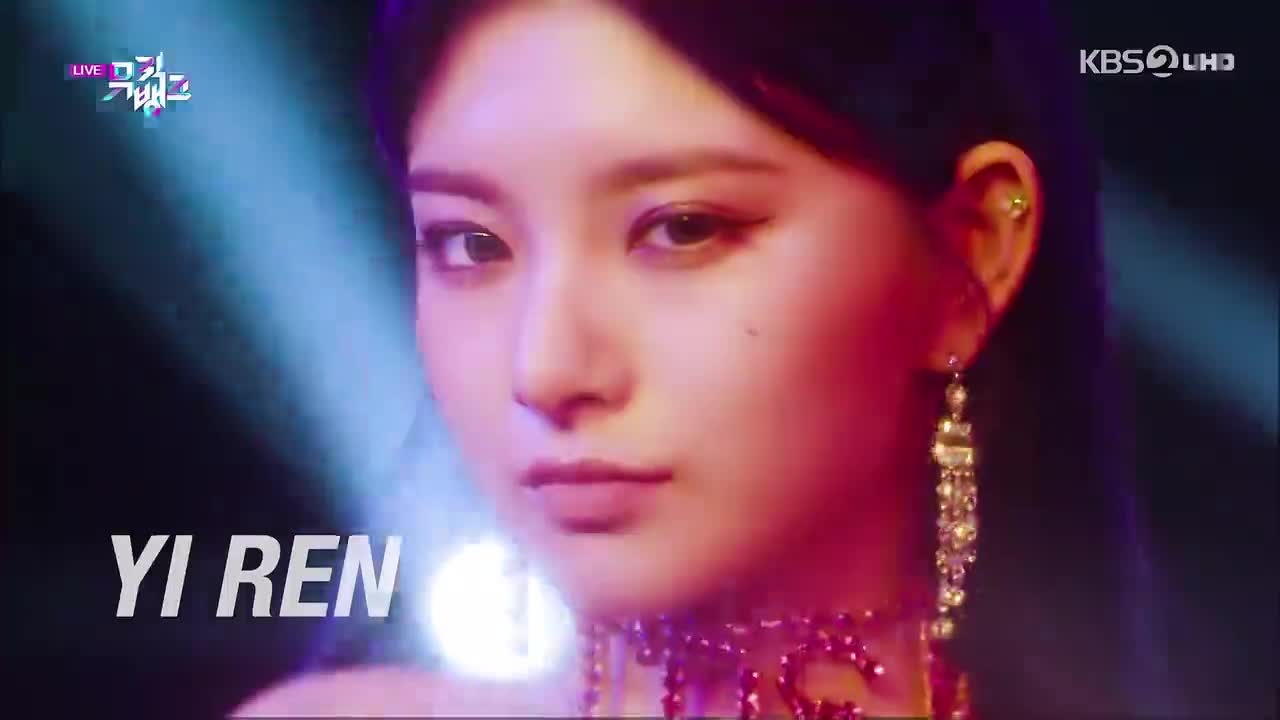 EVERGLOW - LA DI DA (200925 KBS Music Bank)