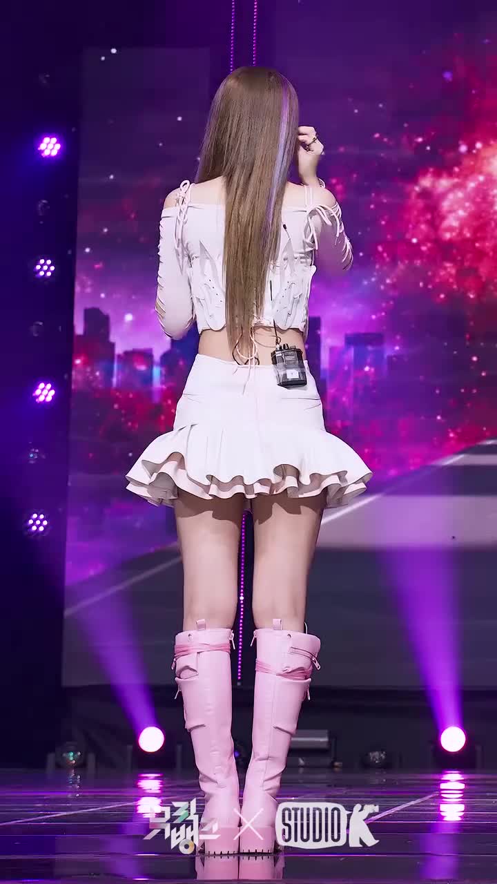 金采源 KIM CHAEWON 竖版直拍