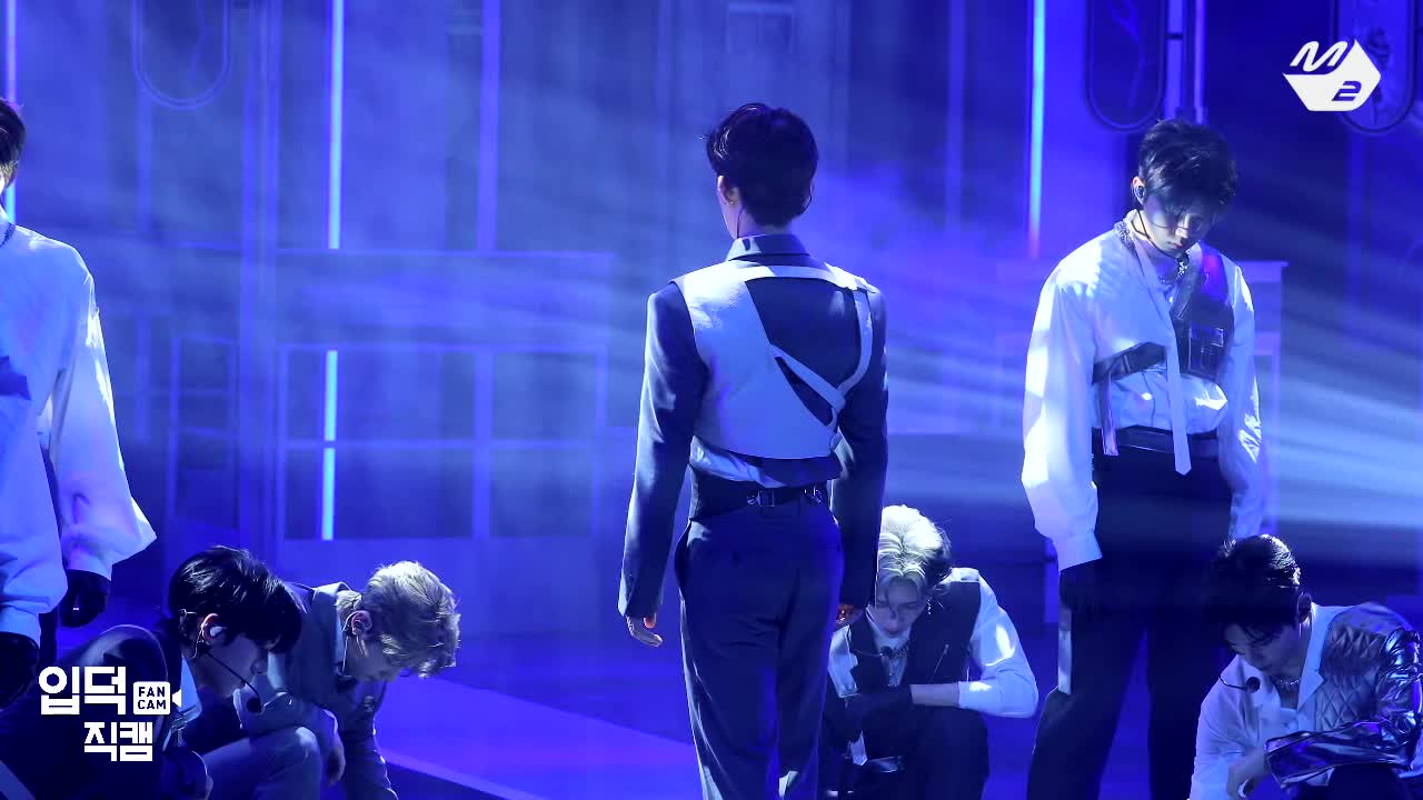 231107 CRUSH 回归秀 横版