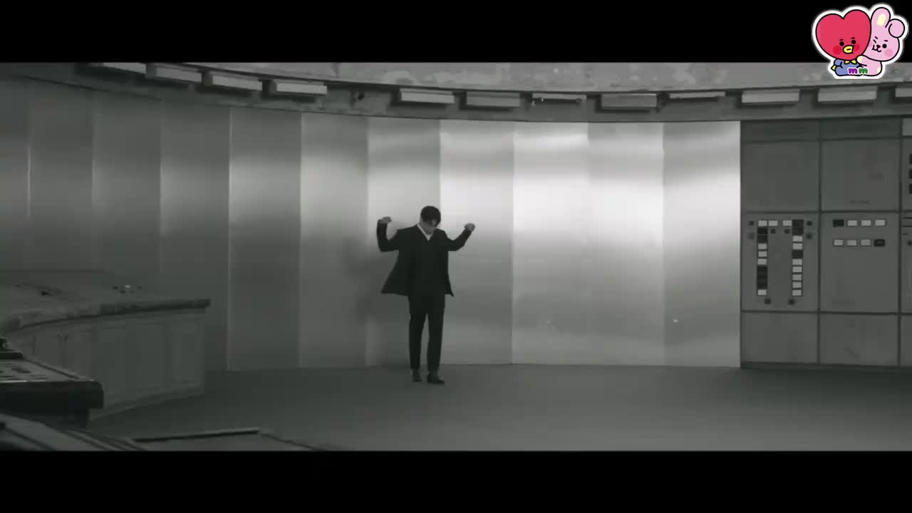 231112 《Standing Next to You》MV拍摄花絮