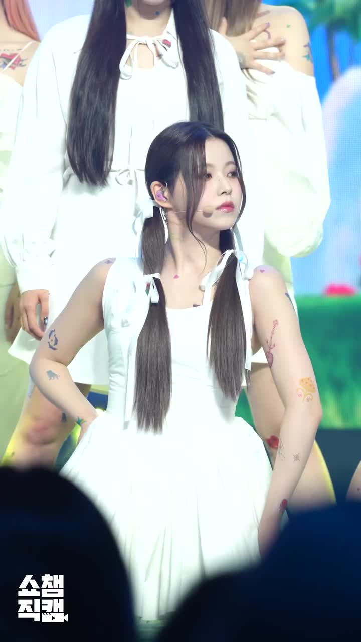 230412 Love Me Like This 冠军秀