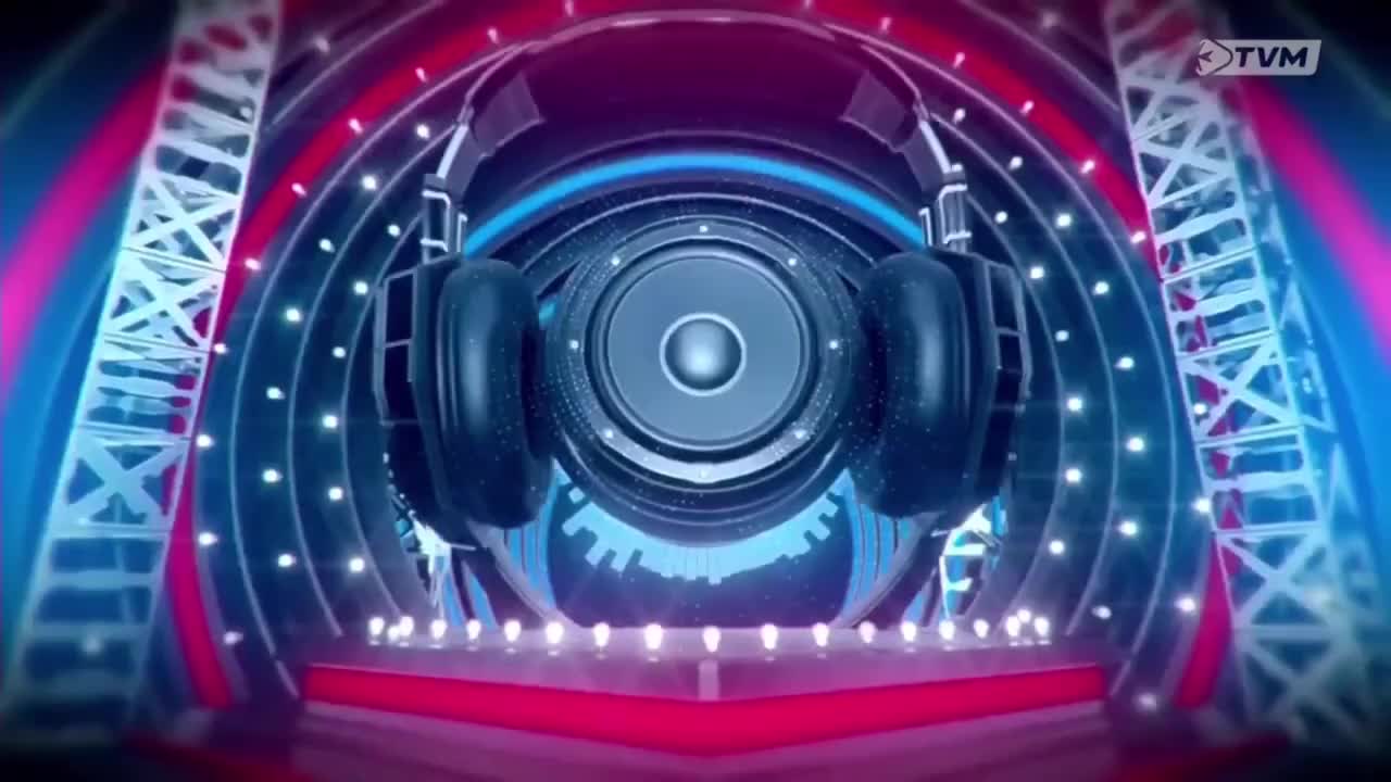 Lenah Muscat - She Used To Be Mine