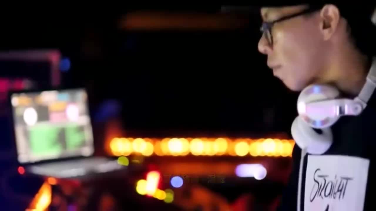 043. 8D耳机嗨曲 - 泪鑫