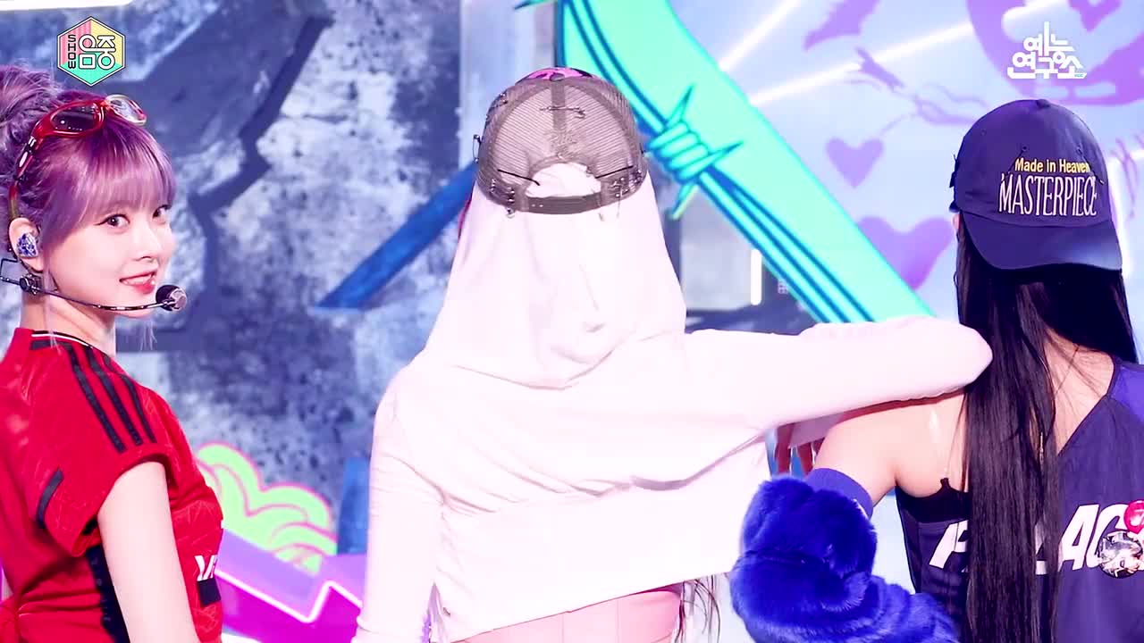 [4K] 许允真 HUH YUNJIN - EASY 横版怼脸直拍