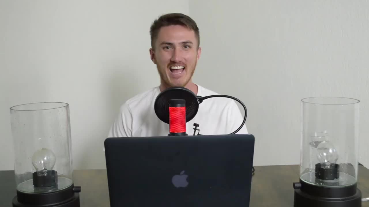 用英语聊退休年龄、退休金和退休后的生活方式。