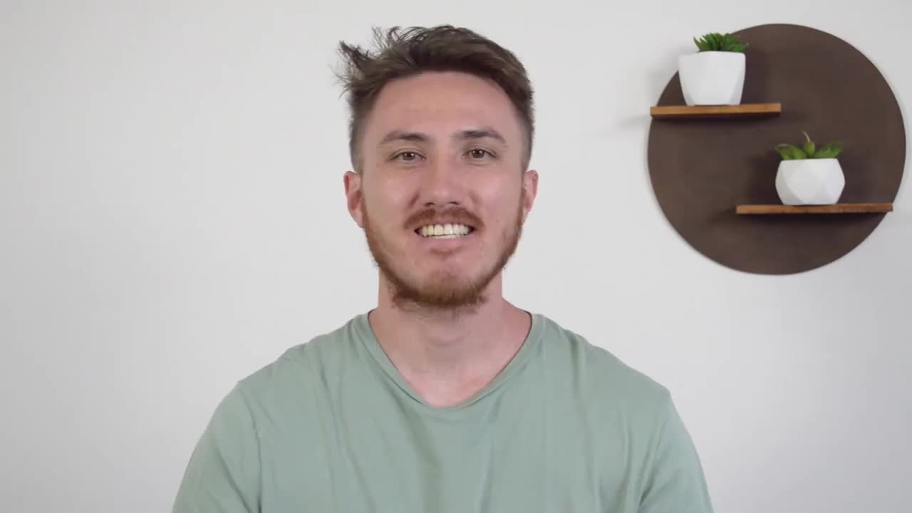 用英语聊家务的重要性和孩子通过家务学到的付出与回报。