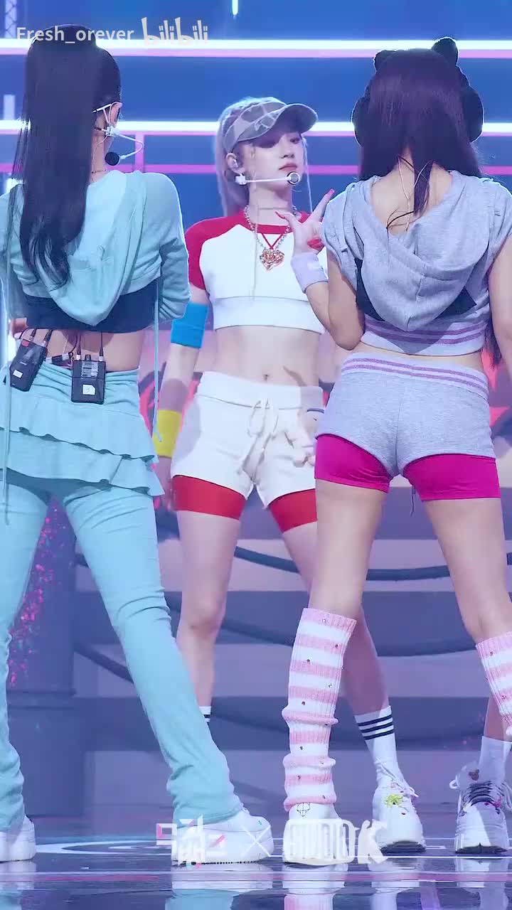 230519 Queencard竖版