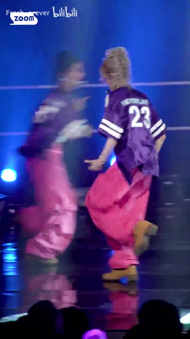 230528 Queencard竖版