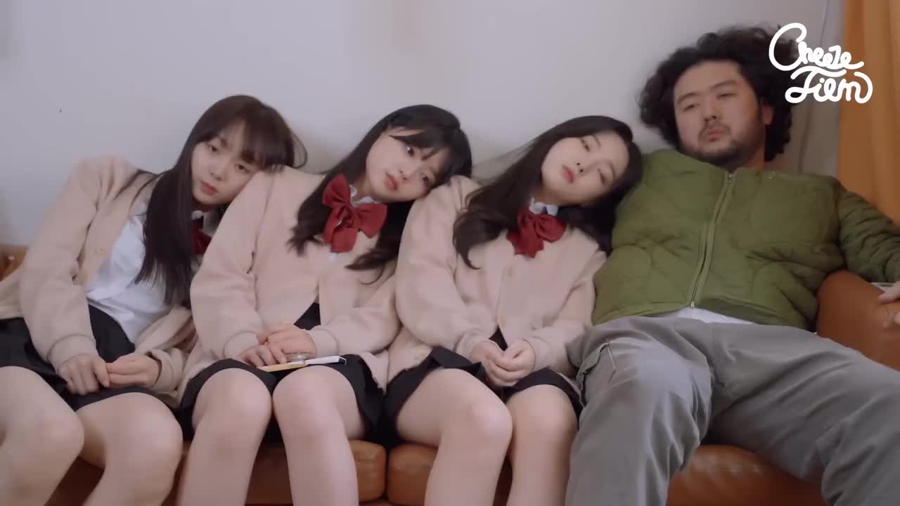 【毛茸茸的世界第九集】带着妹妹们去吃肉！