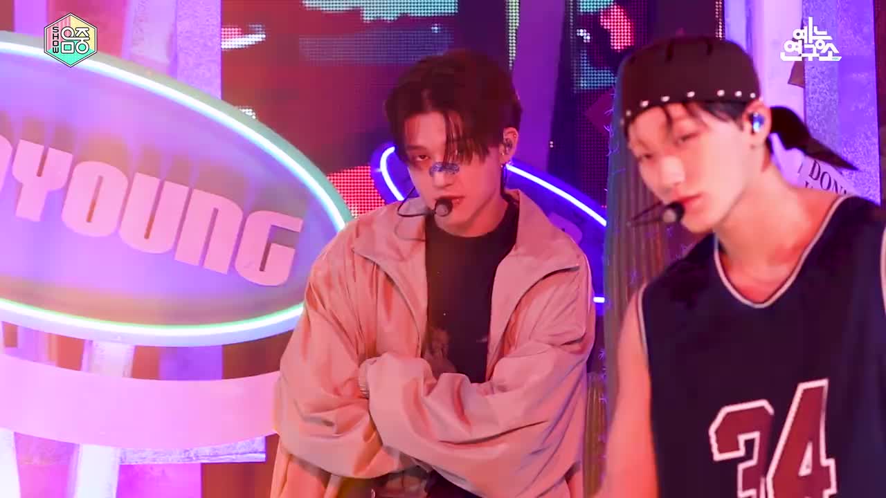 【4K横版直拍】友荣《WORK》