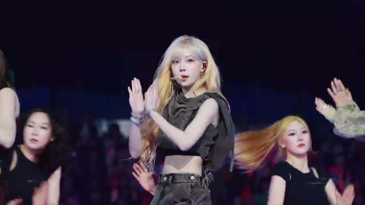 【金玟庭WINTER】2024 K-WAVE拼盘演唱会《Armageddon》高清饭拍（cr@white）