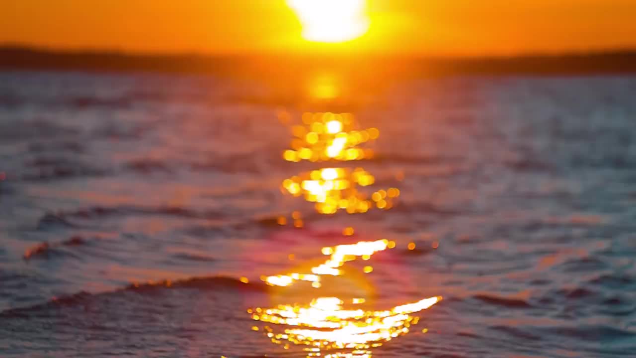 夕阳海面特写 #3181