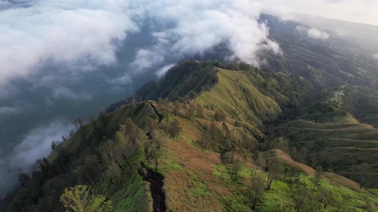 连绵的山峰 山脉 #1156