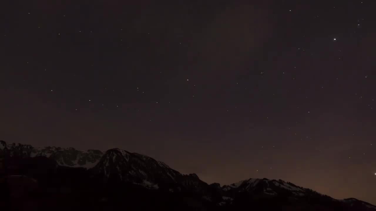 日出的雪山延时 #1439