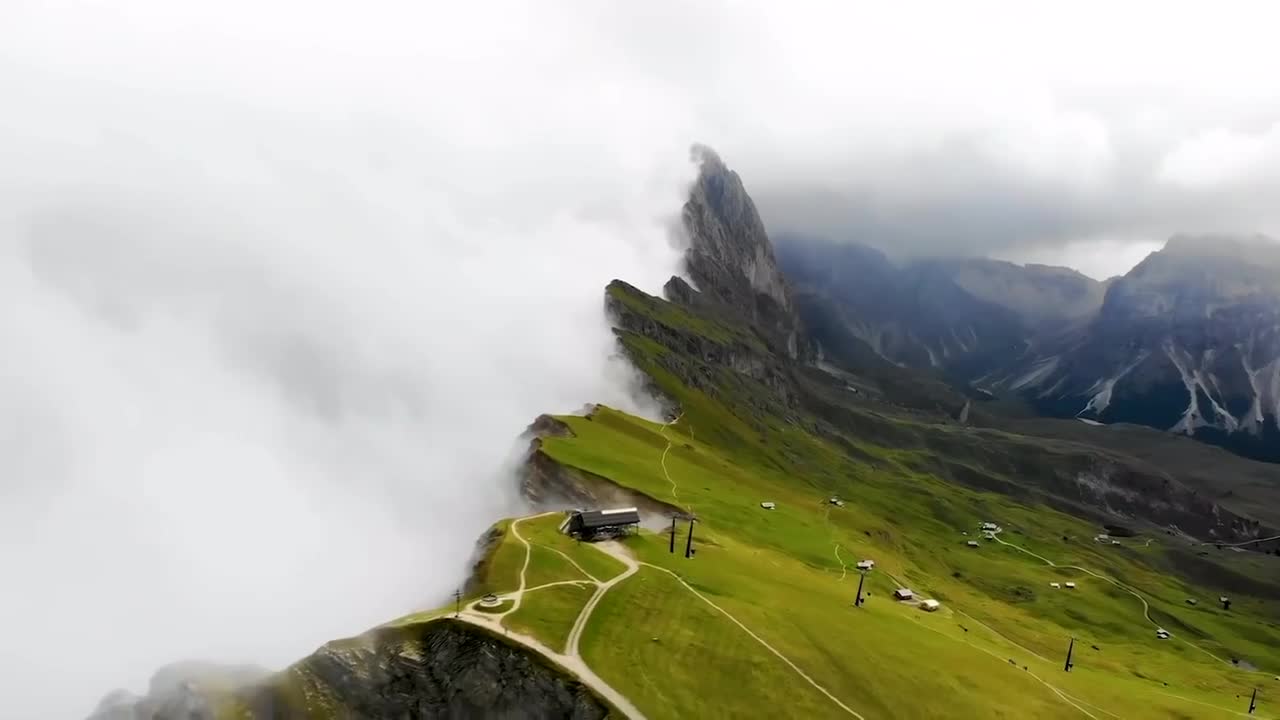 云海缭绕的山脉 断崖 #1152