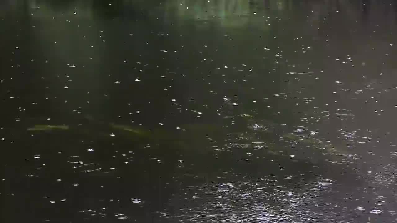 雨水打在河面 水花 #0916