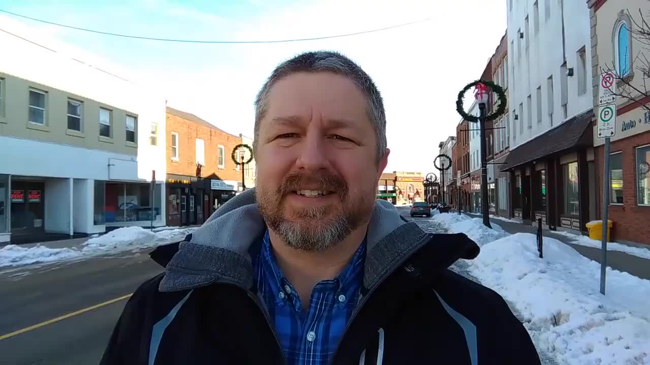 13.[20190305] Let's Learn English Downto...