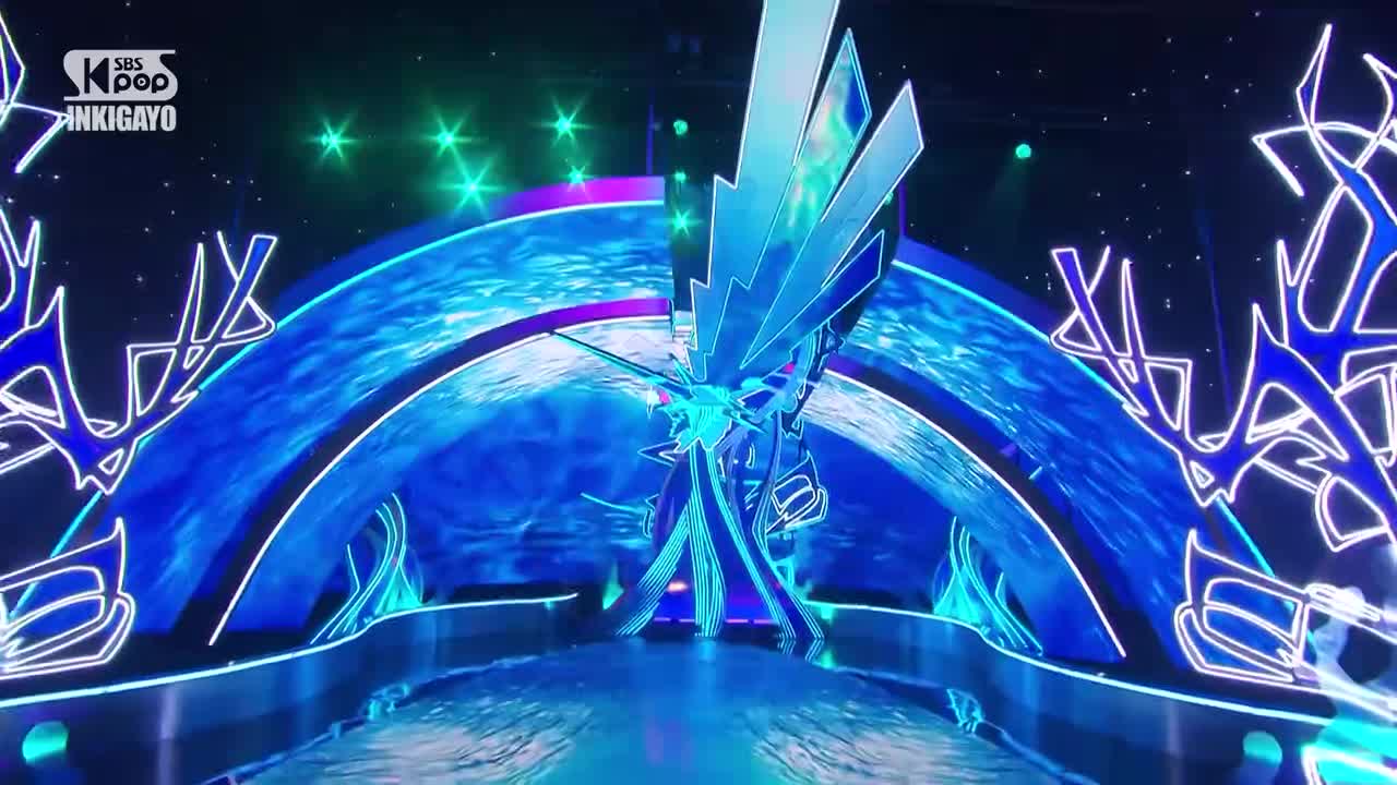 LE SSERAFIM - CRAZY 打歌舞台