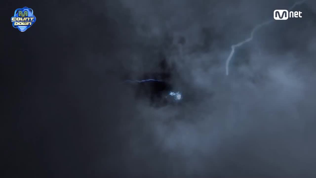 LE SSERAFIM - CRAZY 打歌舞台