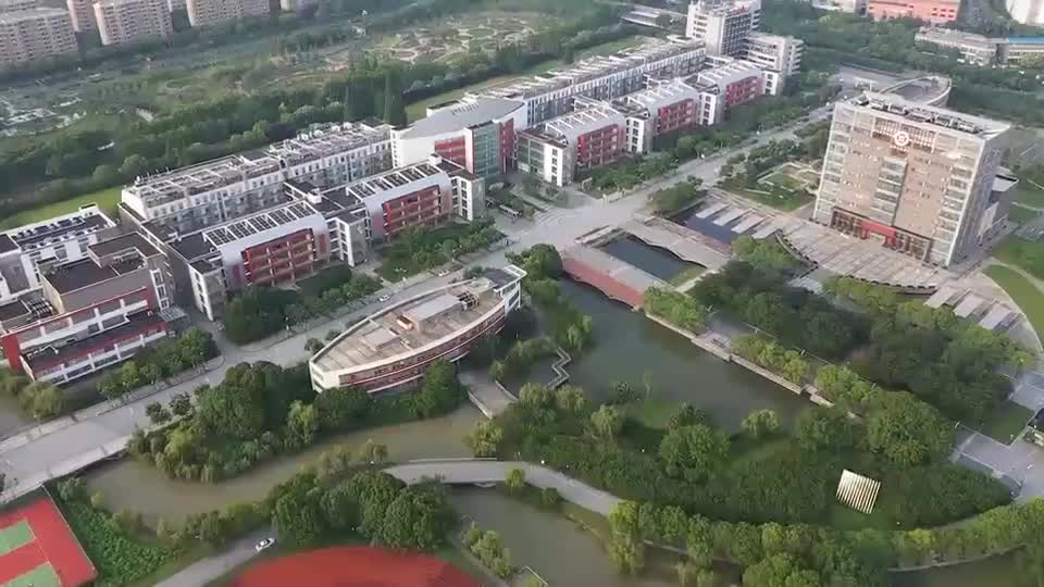 第4集_凤凰展翅