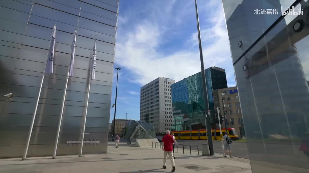 07.老人与海 - 海鸣威、吴琼