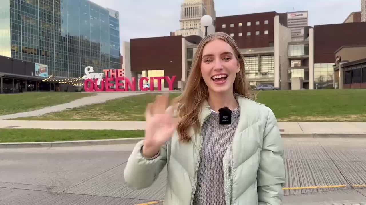 028 和你的英语老师一起买一棵圣诞树