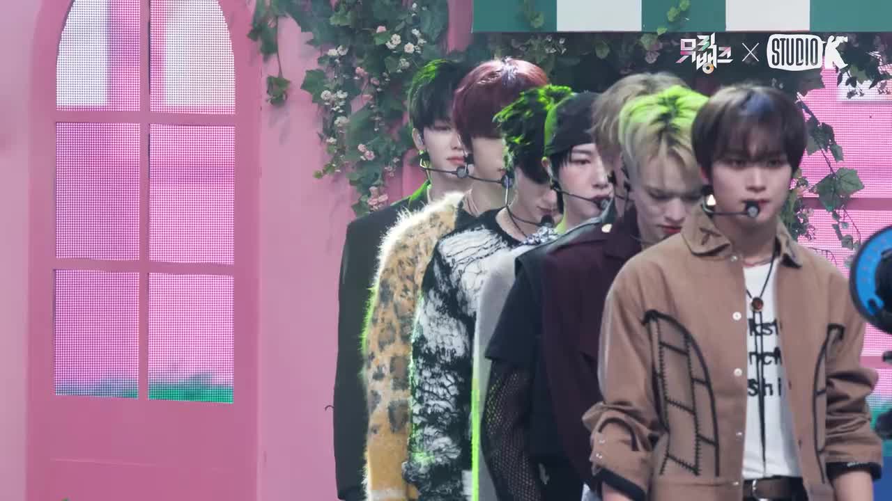 11.22 音银 飞吻 罗渽民 脸部直拍