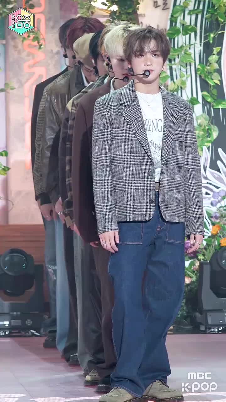 11.23 音中 飞吻 李马克直拍