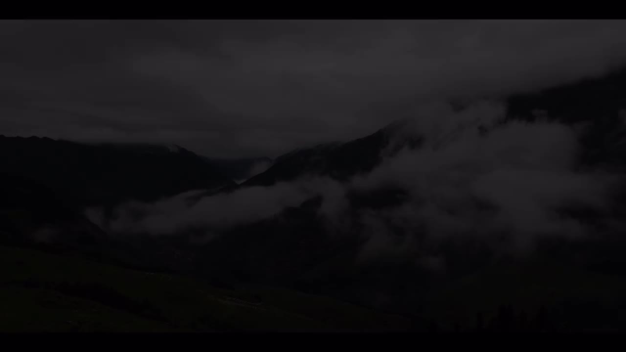 《追山之路》系列作品1