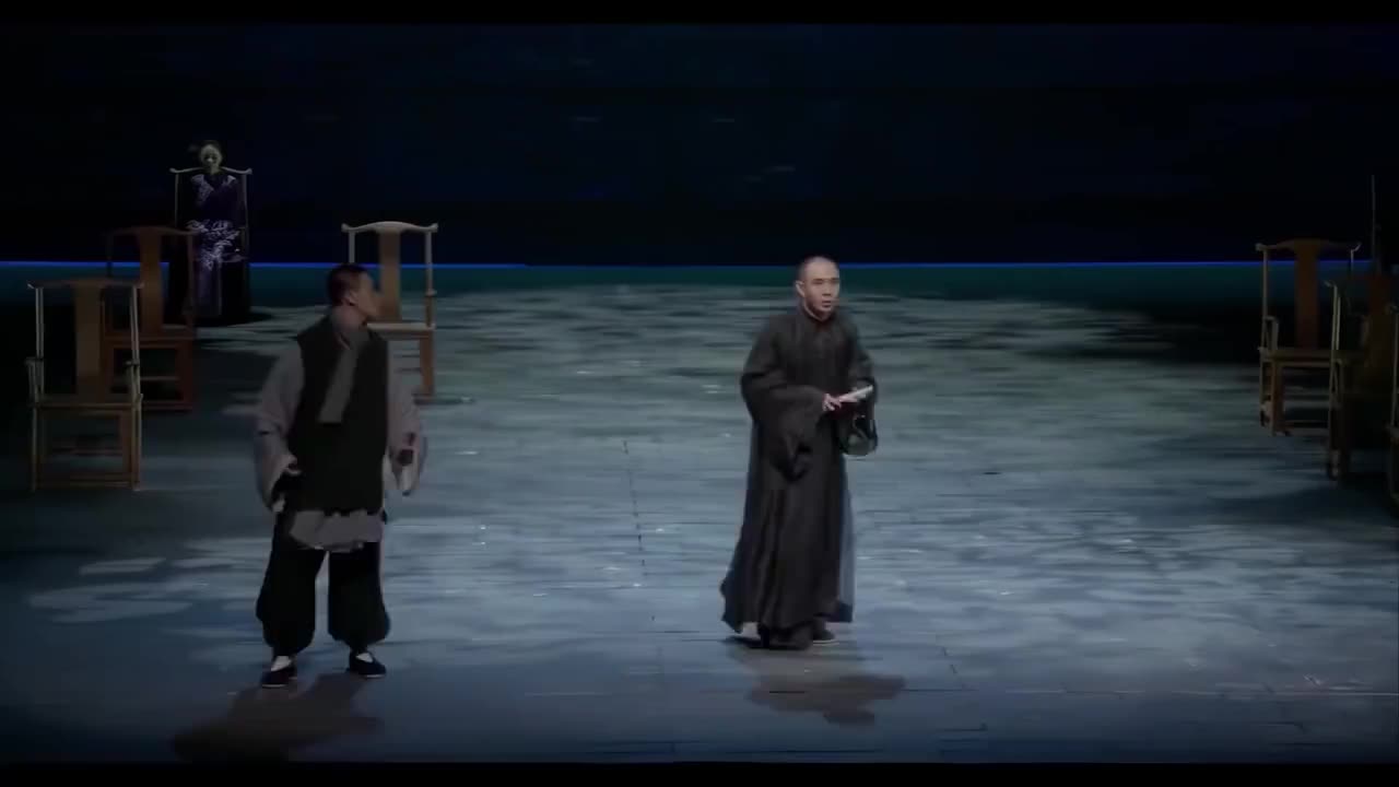 谭嗣同：我想我今生顶天立地，来生必仗剑天涯，看明月天山外苍茫云海间，风景不殊山河尤是，人民小康。话剧《北京法源寺》