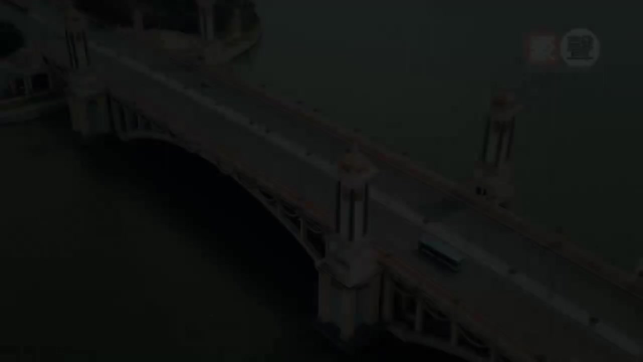 11. 漫步人生路 (粤语)