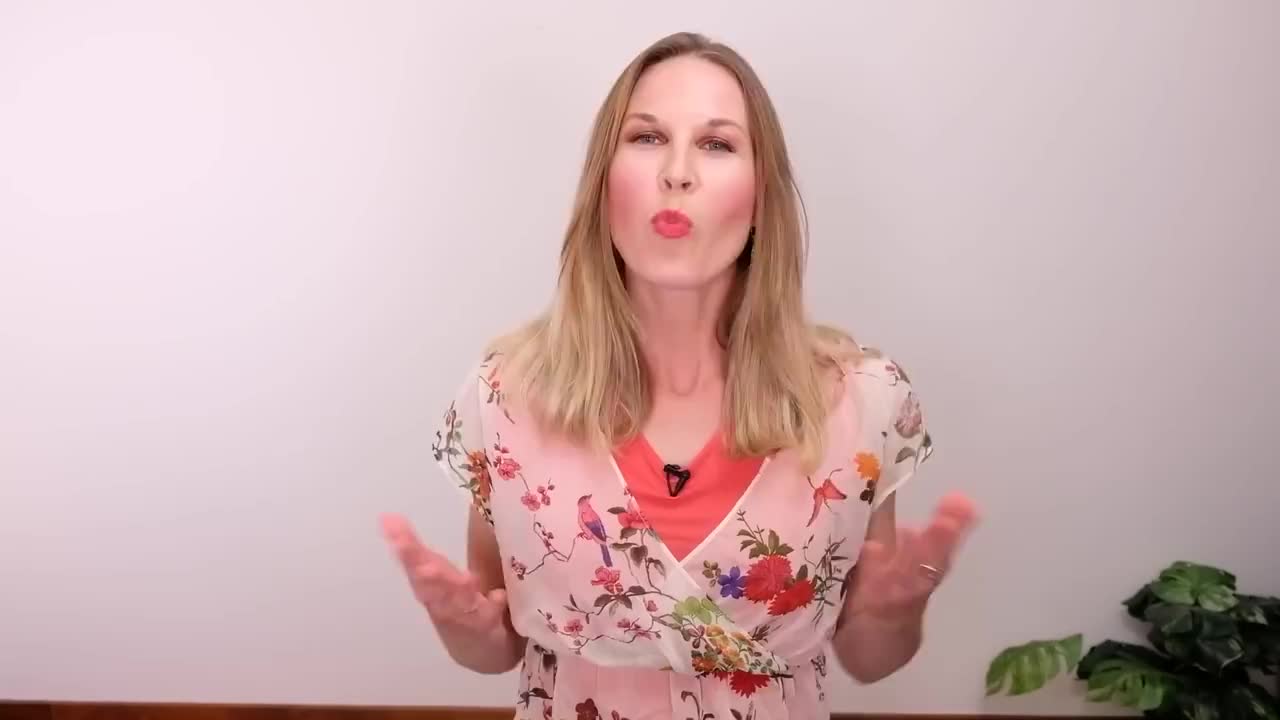 68.Elon Musk Renames Twitter to X! (LEARN ENGLISH WITH THE NEWS)