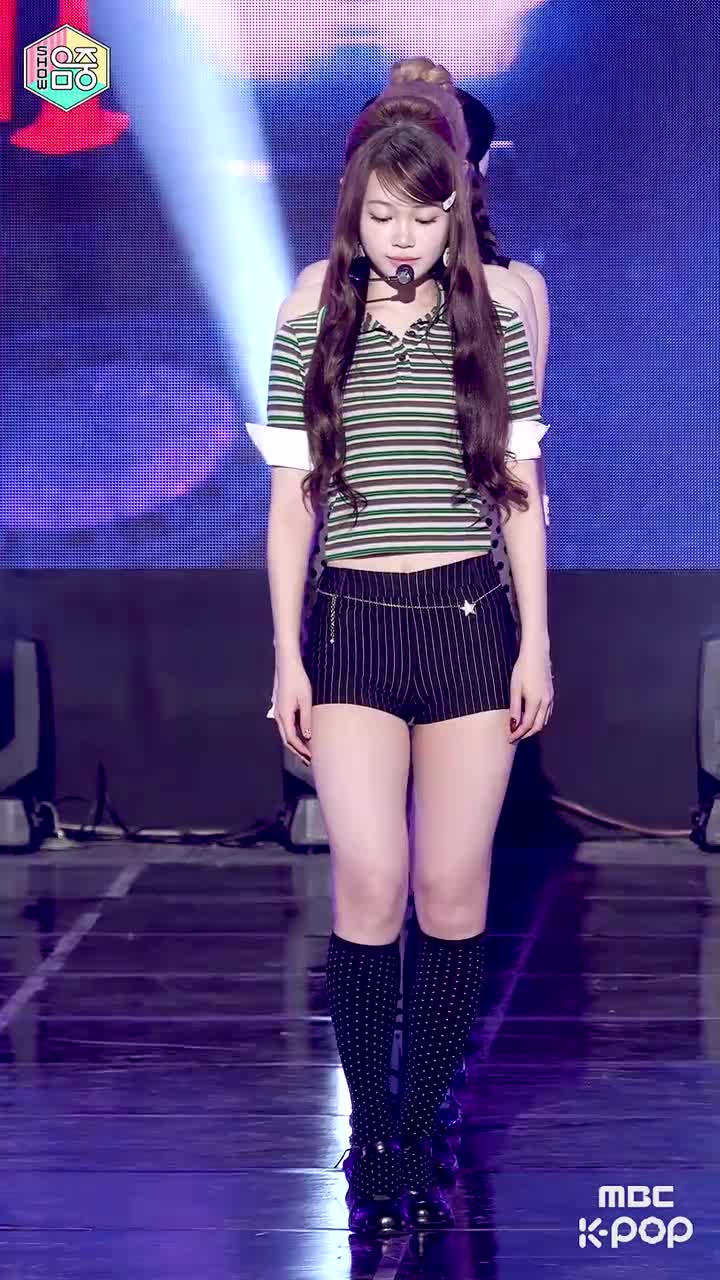 [4K] 许允真 HUH YUNJIN - Come Over 竖版直拍