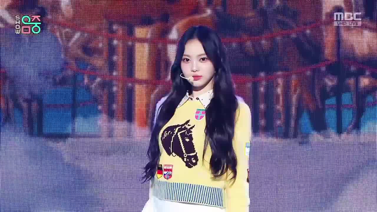 250315 MBC UHD Music Core Hearts2Hearts - The Chase